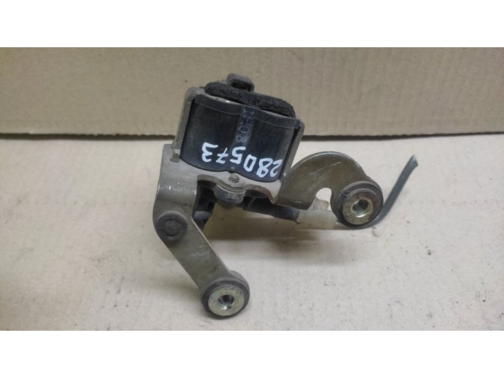 48095-50040 | Клапан пневмоподвески передн. LEXUS LS430 00-06 - Фото 3