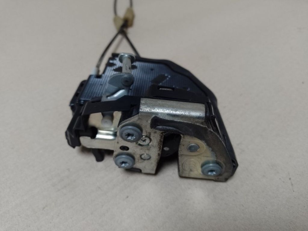 69060-02200 | Замок двери задн. лев. TOYOTA COROLLA 150 06-13 - Фото 2