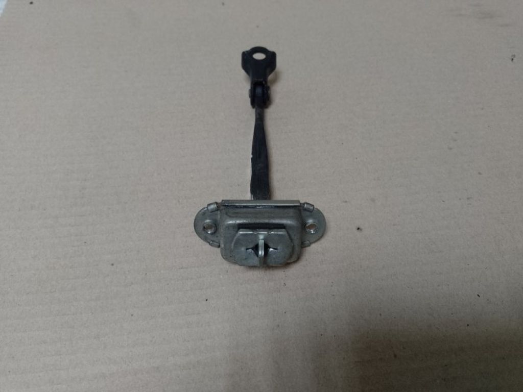 82430-JN00A | Обмежувач дверей задн. лів. NISSAN TEANA J32 08-14 - Фото 2