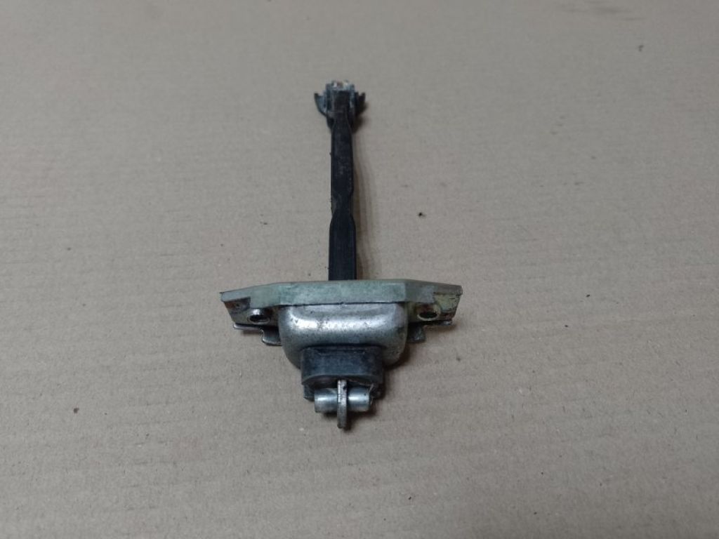 68640-33070 | Обмежувач дверей задн. лів. TOYOTA CAMRY 40 06-11 - Фото 2