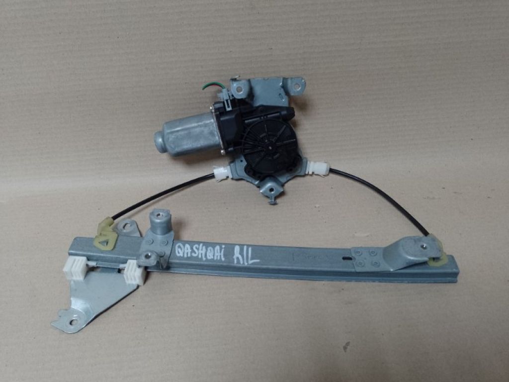 82701-JD400 | Склопідйомник задн. лів. NISSAN QASHQAI 07-14