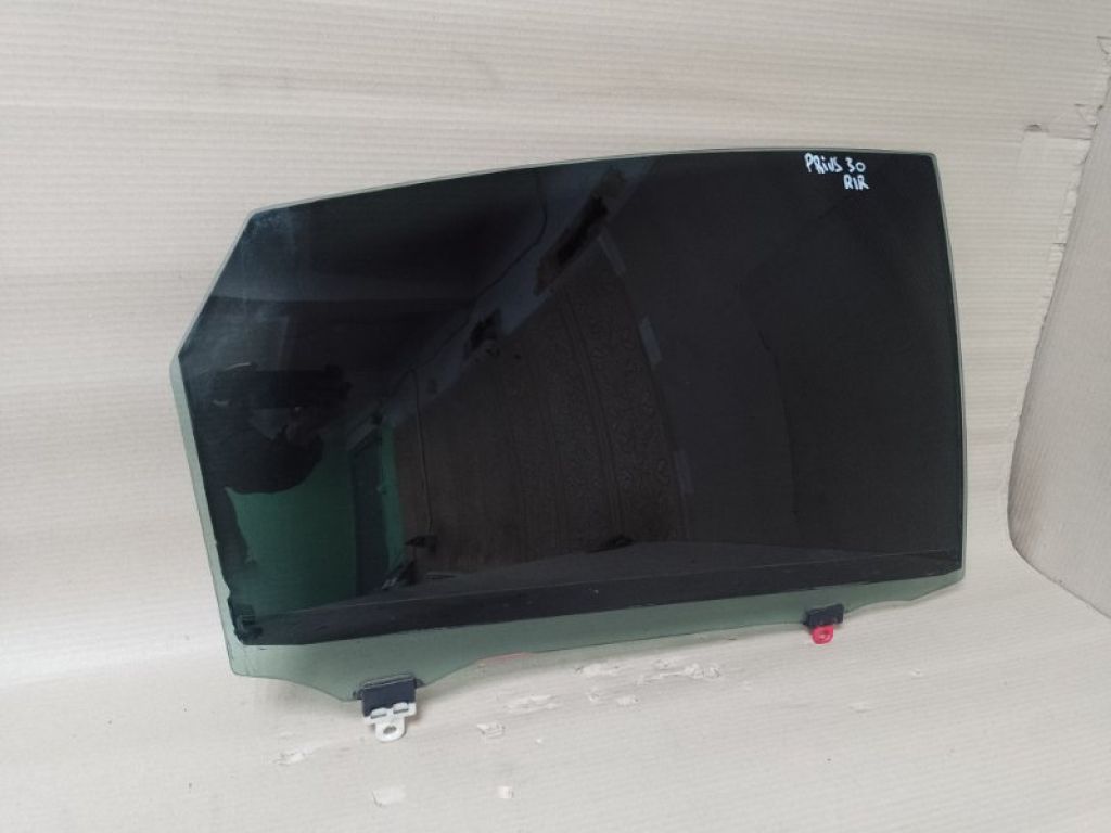 68103-47051 | Скло дверей задн. прав. TOYOTA PRIUS - 30 09-17