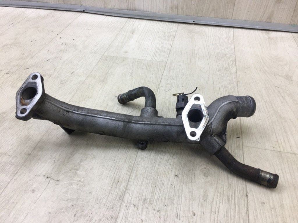 110607Y000 | Патрубок системи охолодження NISSAN ALTIMA L31 01-06