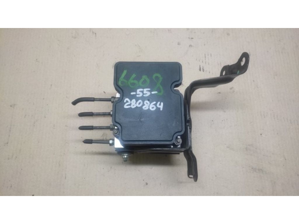 44050-06240 | Блок антиблокувальної системи TOYOTA CAMRY 55 14-17 - Фото 2