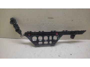Кронштейн заднего бампера прав. TOYOTA CAMRY 55 14-17