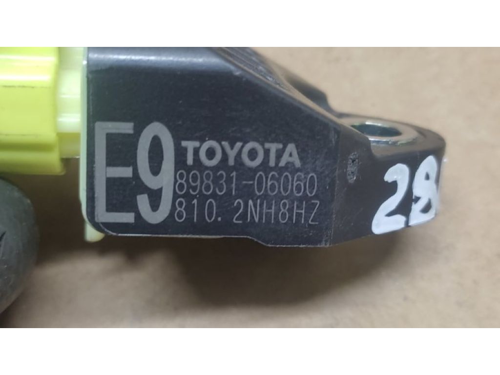 89831-06060 | Датчик удара TOYOTA CAMRY 55 14-17 - Фото 3