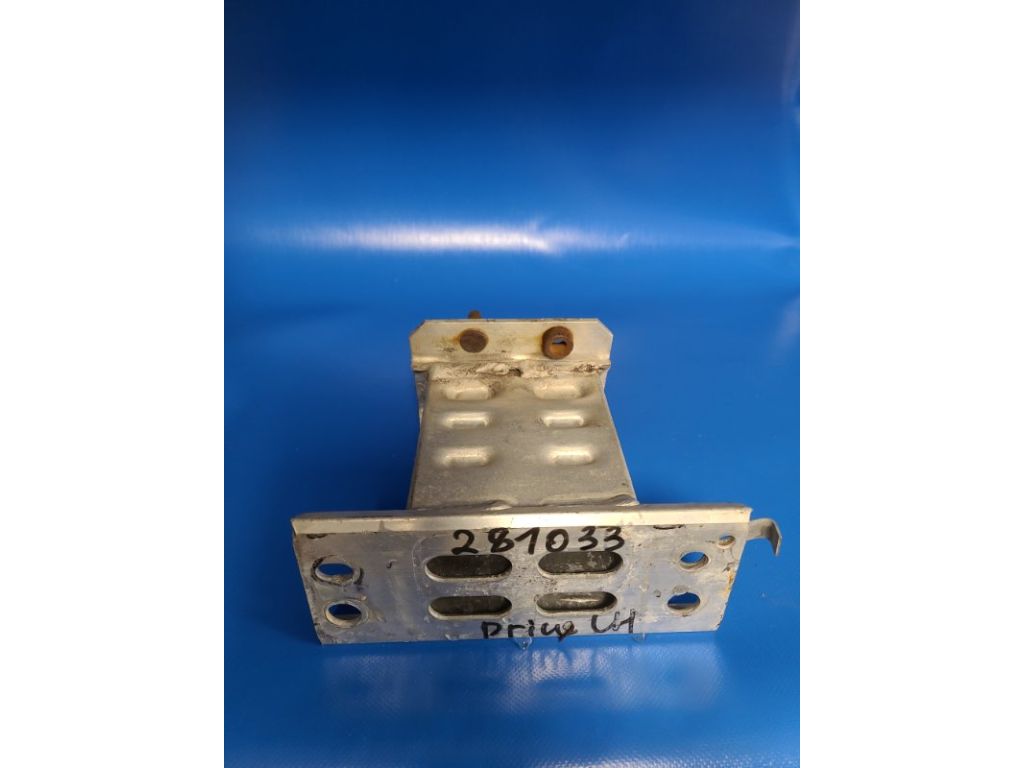 57014-47040 | Кронштейн/крепление усилителя переднего бампера лев. TOYOTA PRIUS - 30 09-17