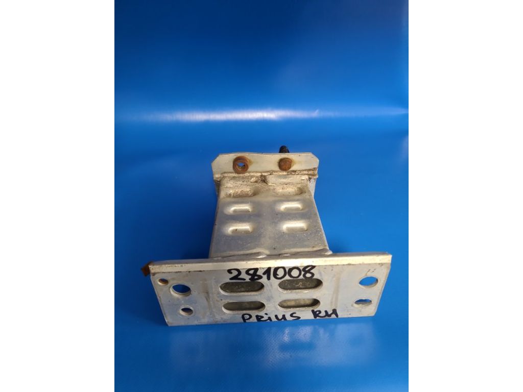 57013-47040 | Кронштейн/крепление усилителя переднего бампера прав. TOYOTA PRIUS - 30 09-17