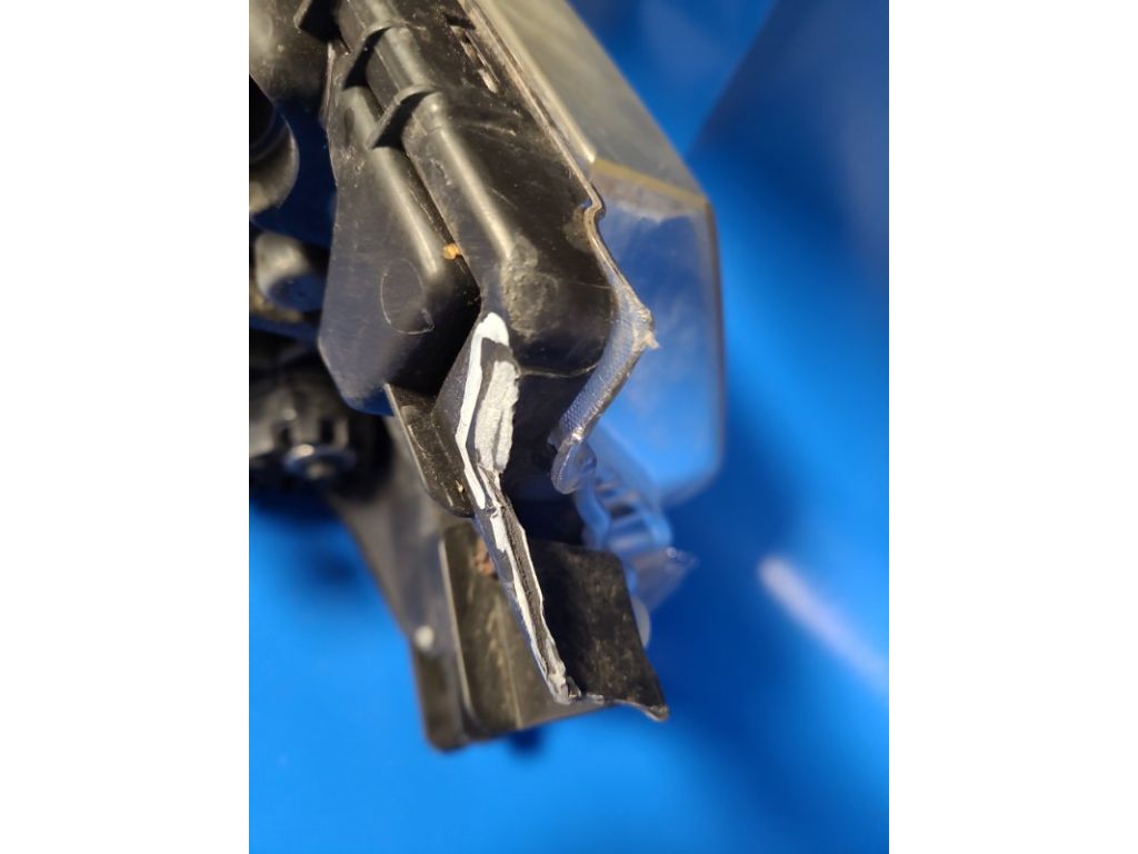 26060-9RB0A | Фара лев. NISSAN LEAF 10-17 - Фото 4