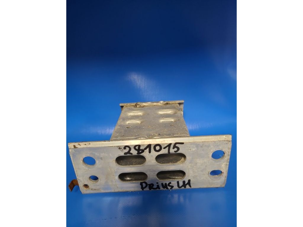 57014-47040 | Кронштейн усилителя переднего бампера лев. TOYOTA PRIUS - 30 09-17
