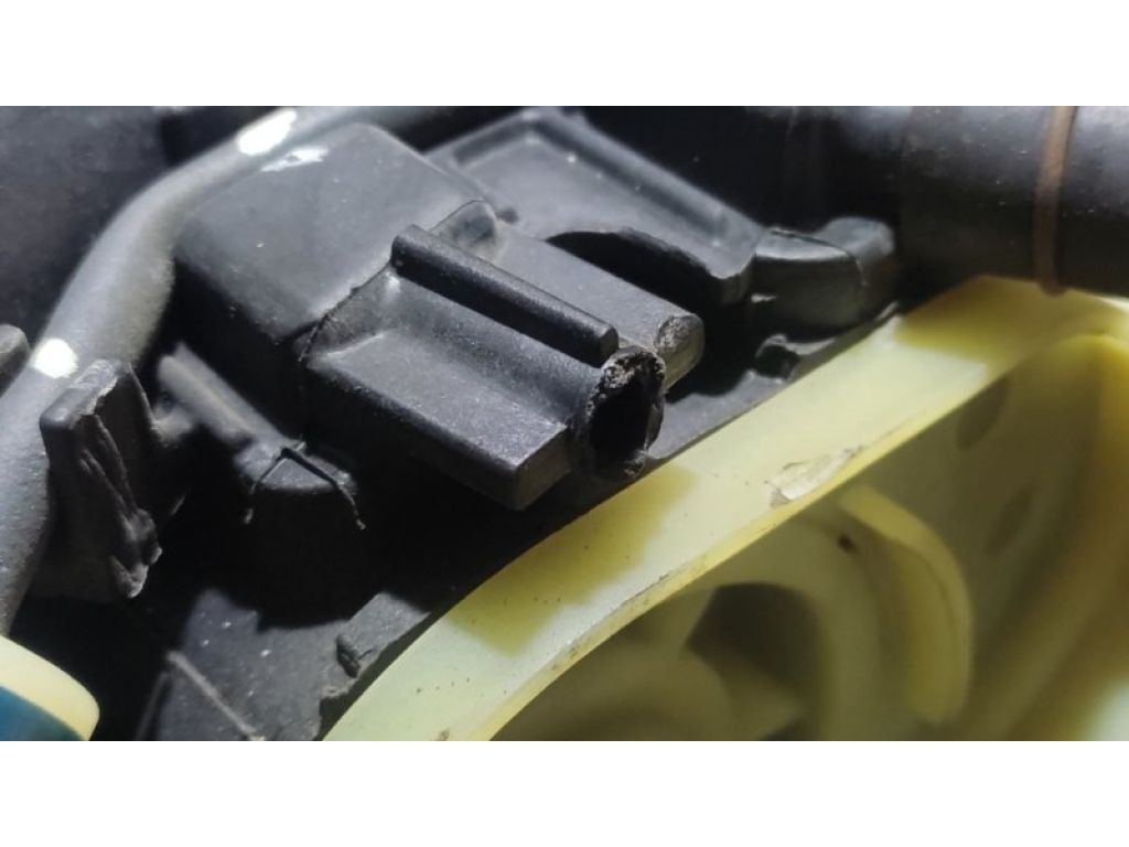 17120-0V010 | Коллектор впускной TOYOTA CAMRY 55 14-17 - Фото 4