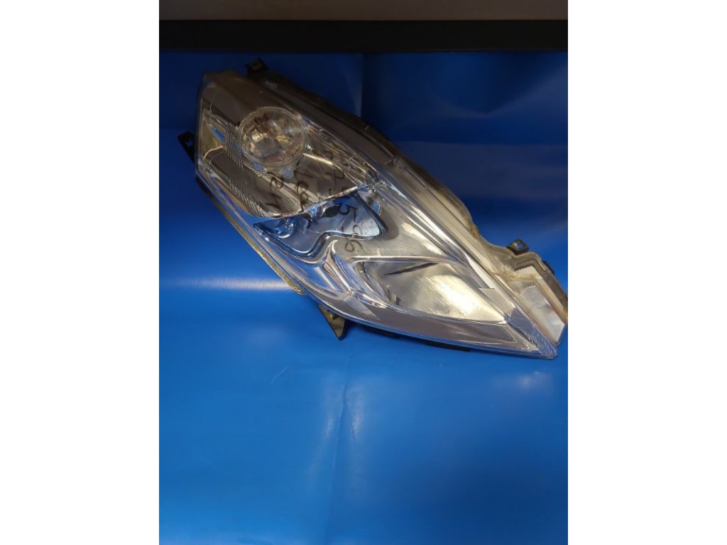 26010-9RB0A | Фара прав. NISSAN LEAF 10-17