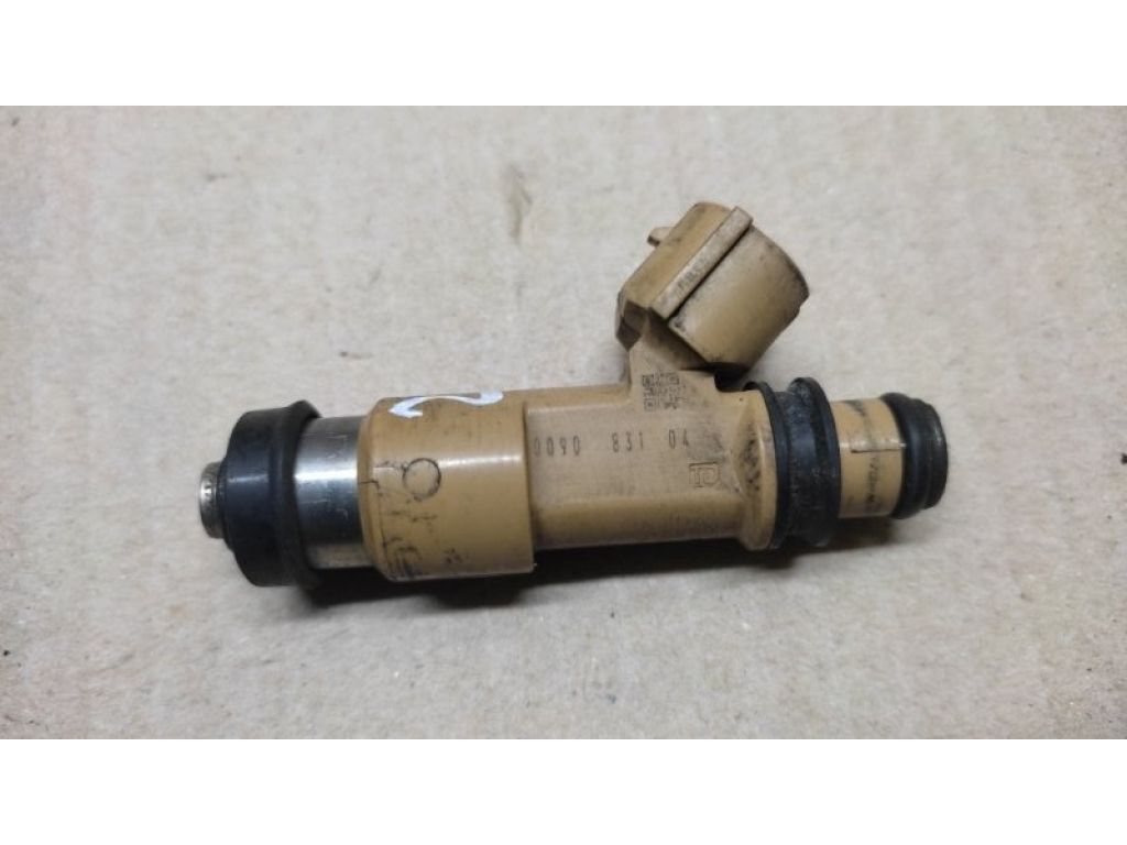 16611AA75A | Форсунка паливна SUBARU LEGACY 03-09 BL/BP - Фото 2