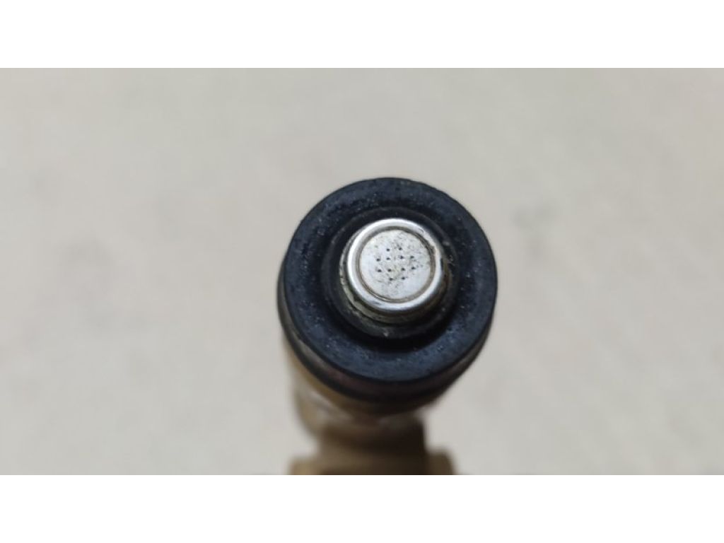 16611AA75A | Форсунка паливна SUBARU LEGACY 03-09 BL/BP - Фото 3