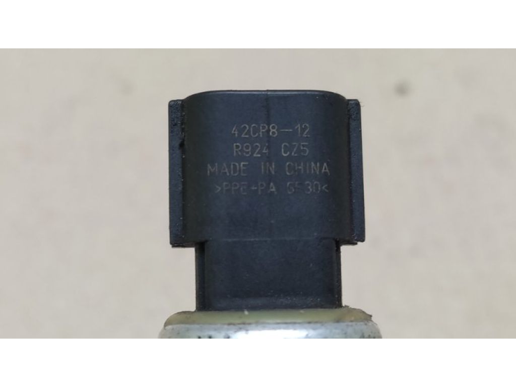 97721-3K000 | Датчик давления кондиционера KIA SORENTO XM 09-14 - Фото 3