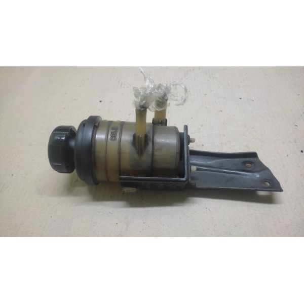 Бачок гідропідсилювача керма KIA SORENTO XM 09-14 57150-2P000 — 2