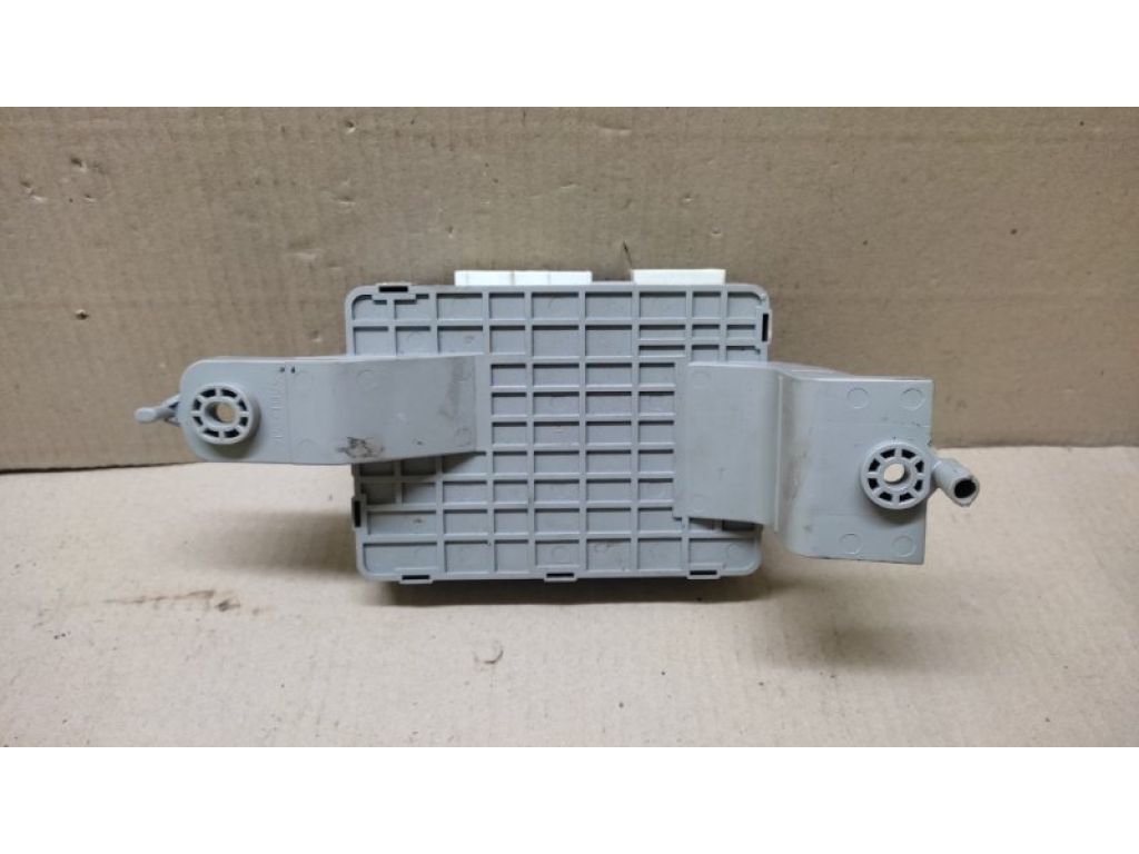 EG23-67-560E | Блок комфорту MAZDA CX-7 06-12 - Фото 4