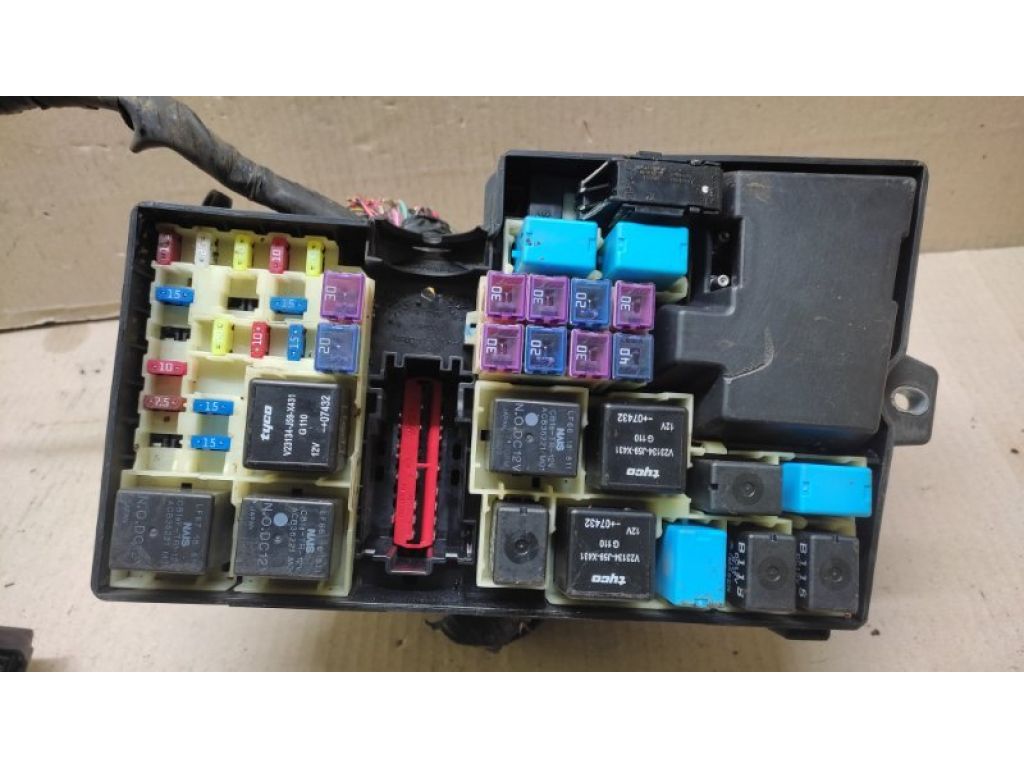 EG21-66-760B | Блок запобіжників моторний відсік MAZDA CX-7 06-12