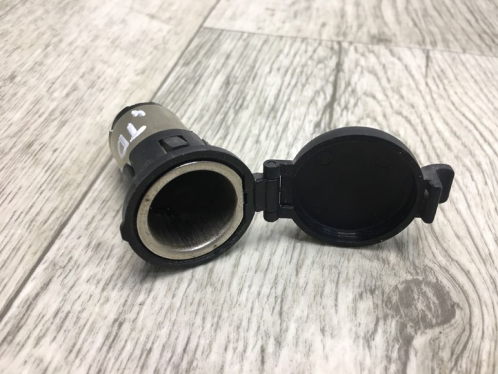 951201M100 | Прикуриватель KIA FORTE/CERATO TD 08-13