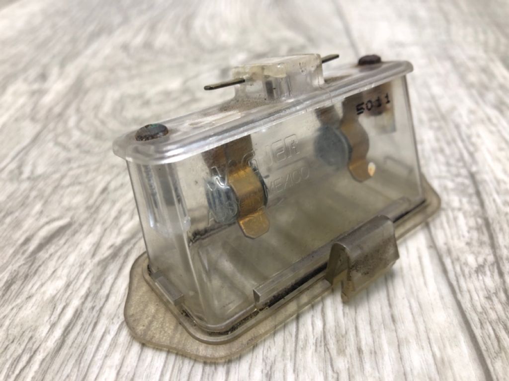 88980307 | Підсвічування дверей CADILLAC ESCALADE 01-06 - Фото 2