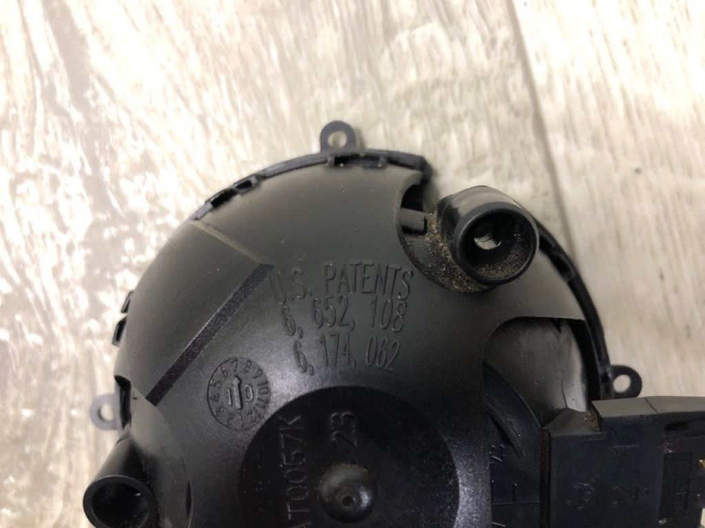 15951931 | Мотор зеркала прав. GMC ACADIA 12-16 - Фото 6