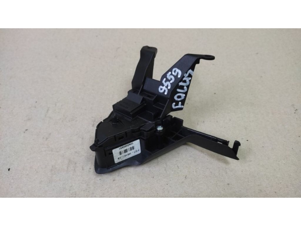 F1EZ-9C888-C | Кнопки руля прав. FORD FOCUS 10-18 - Фото 2