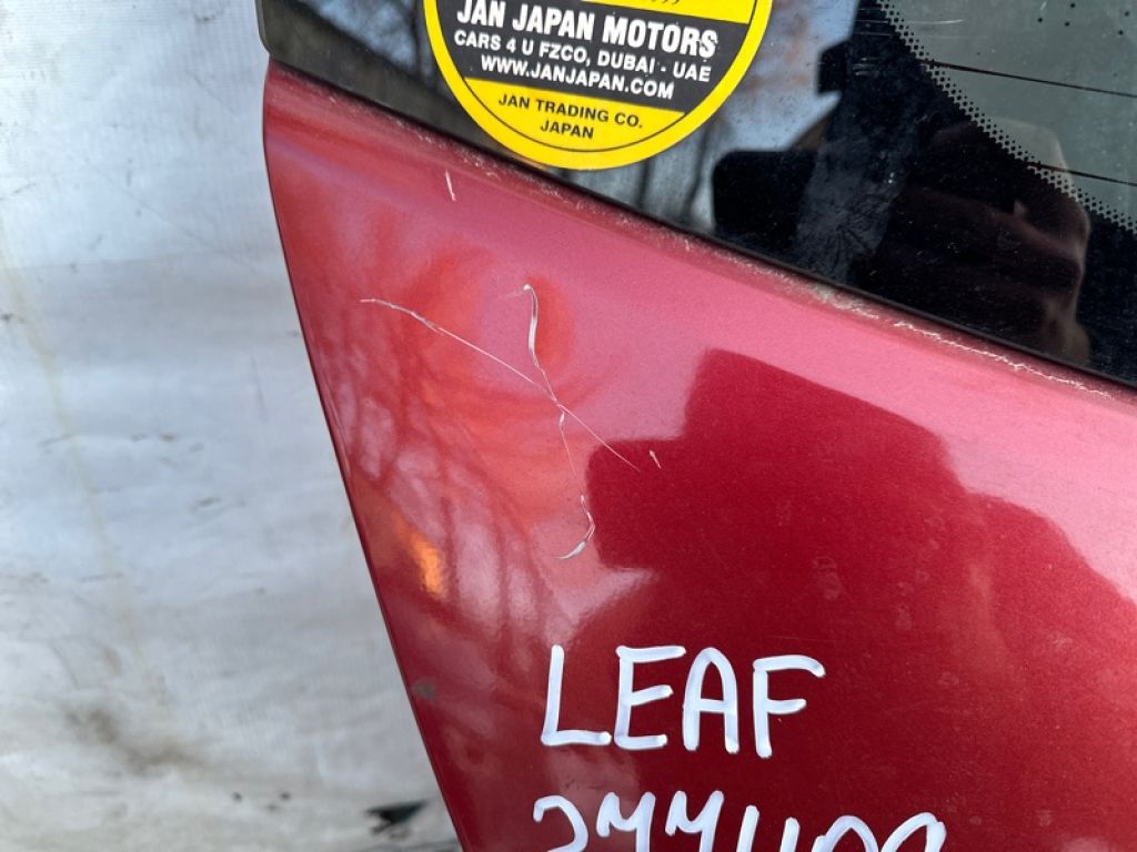 K010M-3NAMB | Крышка багажника NISSAN LEAF 10-17 - Фото 4