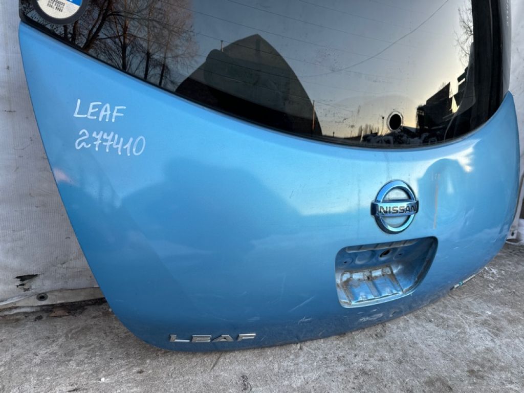 K010M-3NAMB | Кришка багажника NISSAN LEAF 10-17 - Фото 3