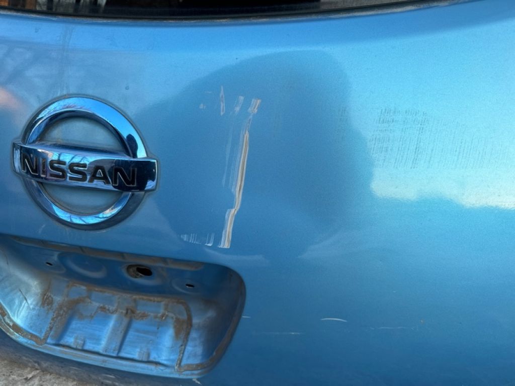 K010M-3NAMB | Кришка багажника NISSAN LEAF 10-17 - Фото 5