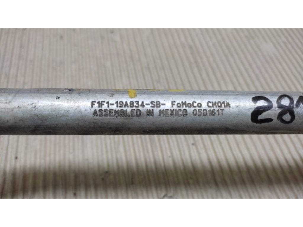 F1FZ-19A834-A | Трубка кондиціонеру FORD FOCUS 10-18 - Фото 3