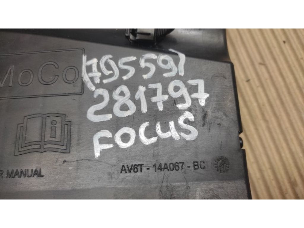 AV6Z-14A068-A | Блок предохранителей моторный отсек FORD FOCUS 10-18 - Фото 5