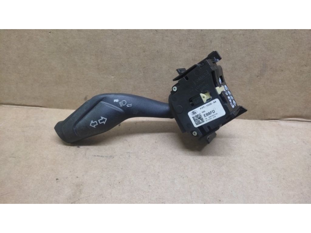 F1FZ-13341-A | Підрульовий перемикач лів. FORD FOCUS 10-18