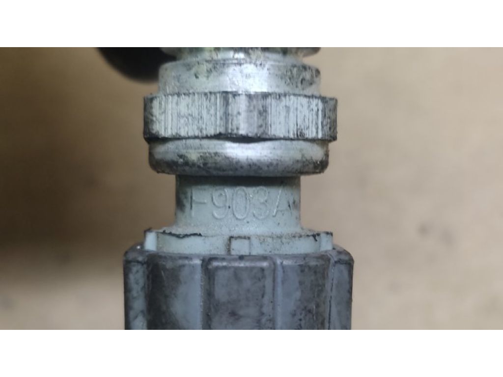 7C1Z-12A648-A | Датчик температури охолоджувальної рідини FORD FOCUS 10-18 - Фото 3