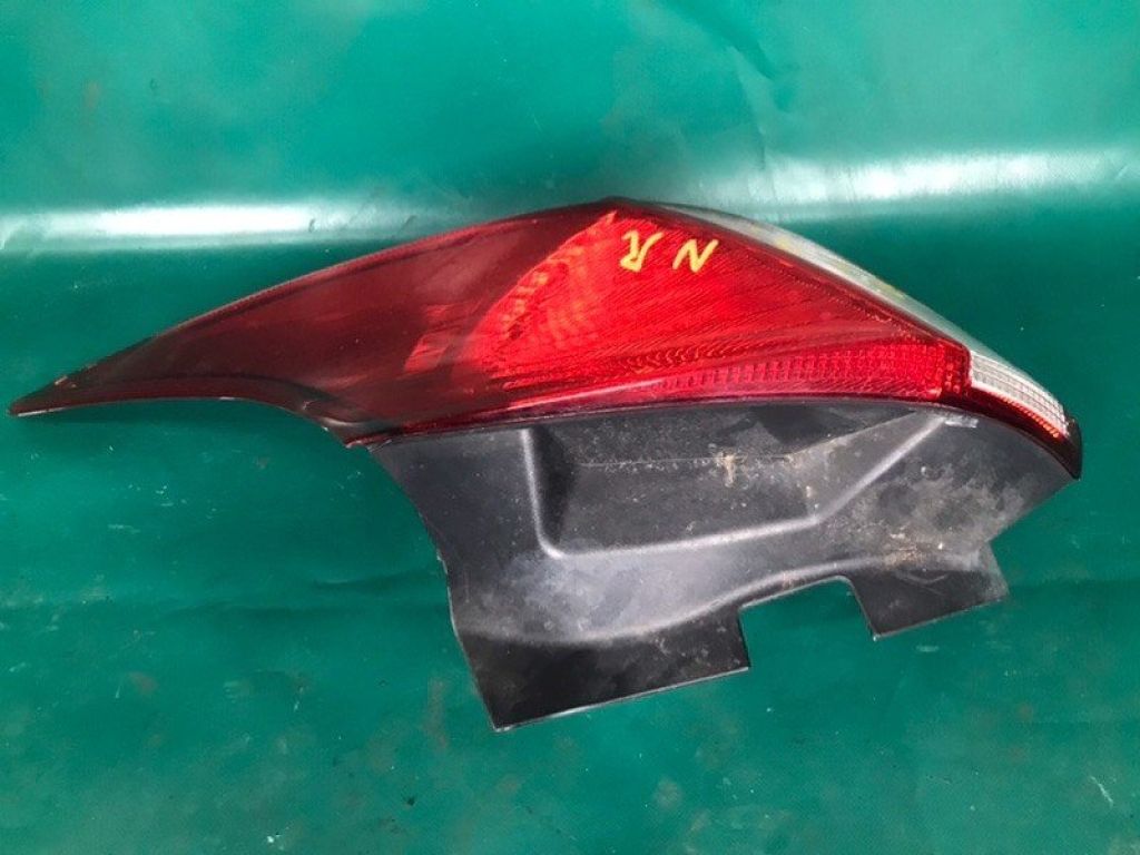 DM5Z-1340-4C | Фонарь наружный задн. прав. FORD FOCUS 10-18 - Фото 3