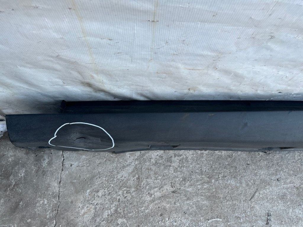 CP9Z-5810177-B | Накладка порогу зовнішня лів. FORD FOCUS 10-18 - Фото 2