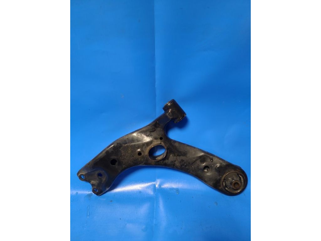 48069-02130 | Рычаг передней подвески нижний лев. TOYOTA AURIS 06-12 - Фото 5