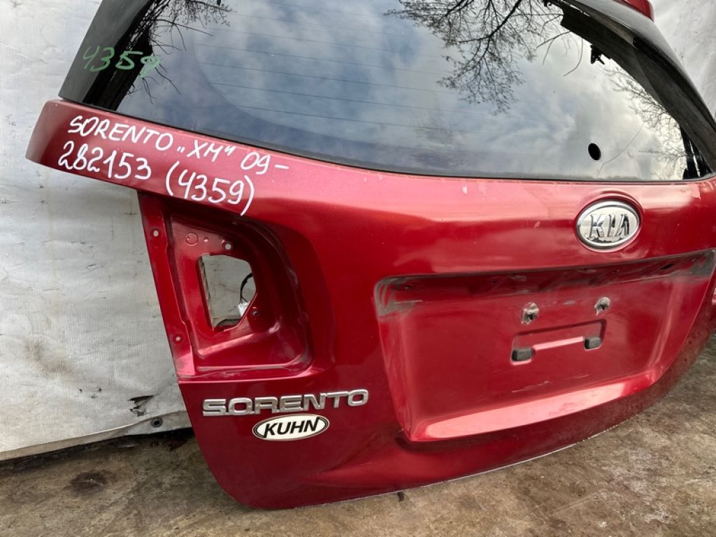 73700-1U000 | Крышка багажника KIA SORENTO XM 09-14 - Фото 4