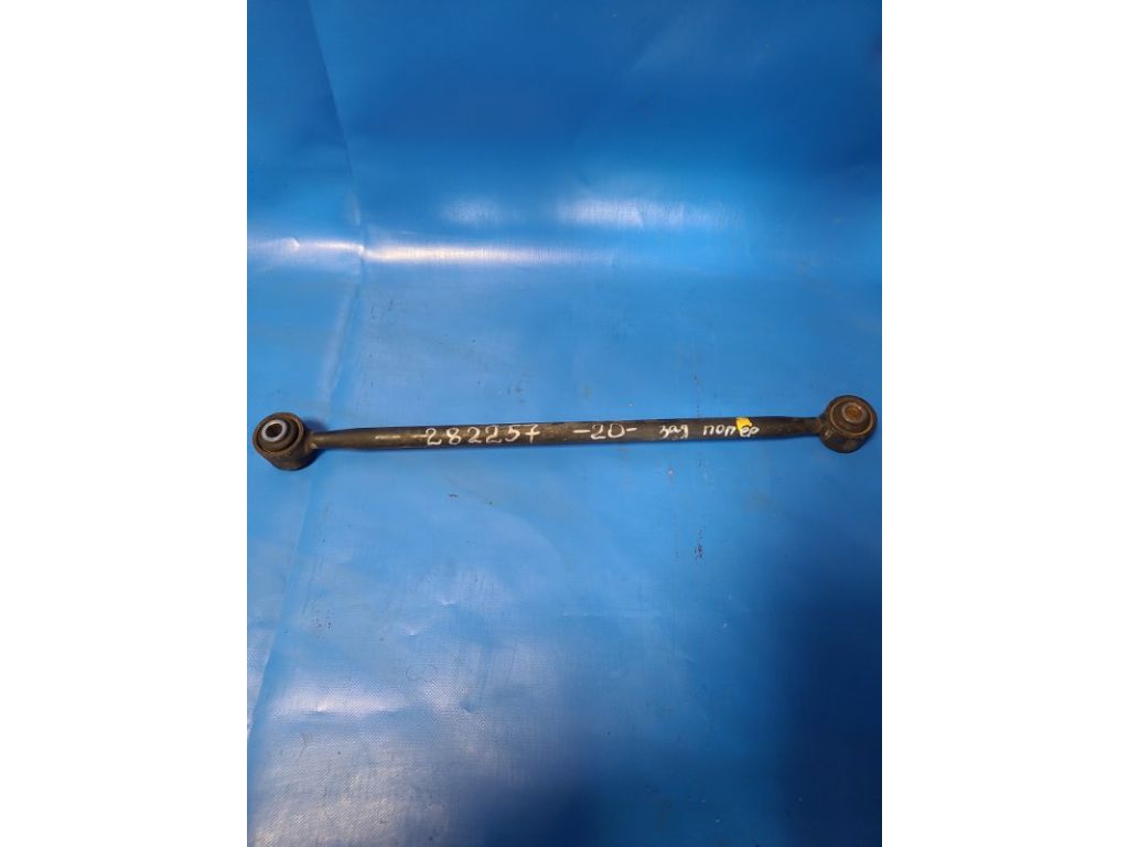 48710-AA010 | Рычаг задней подвески поперечный TOYOTA CAMRY 20 96-02