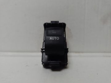 Кнопка стеклоподъемника TOYOTA PRIUS - 30 09-17