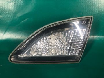 Ліхтар внутрішній прав. MAZDA 3 BL 09-13