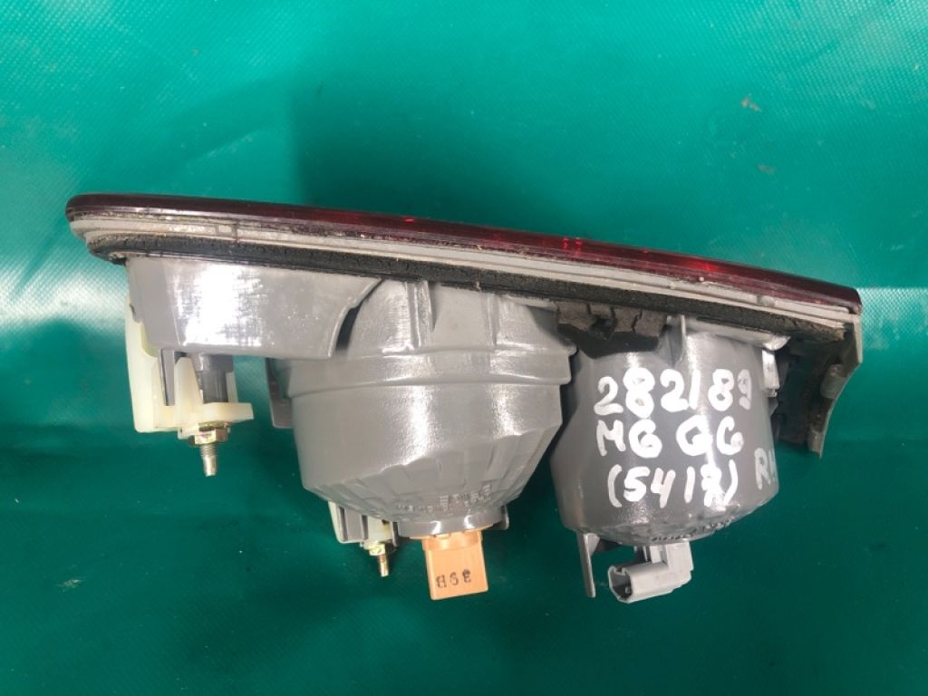 GK2A-51-3F0C | Фонарь внутренний задн. прав. MAZDA 6 GG 02-07 - Фото 4