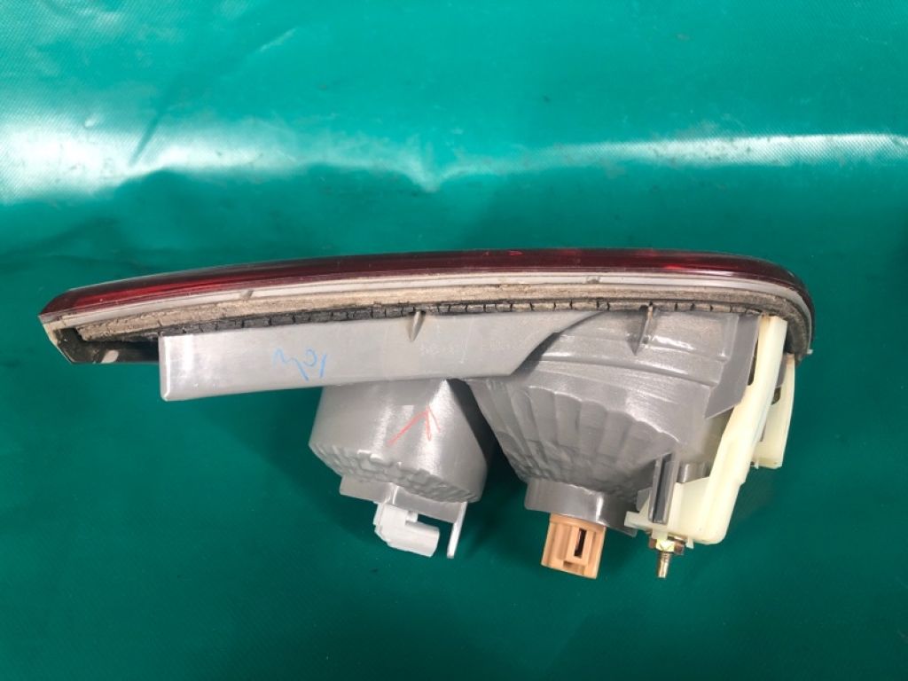 GK2A-51-3F0C | Фонарь внутренний задн. прав. MAZDA 6 GG 02-07 - Фото 5