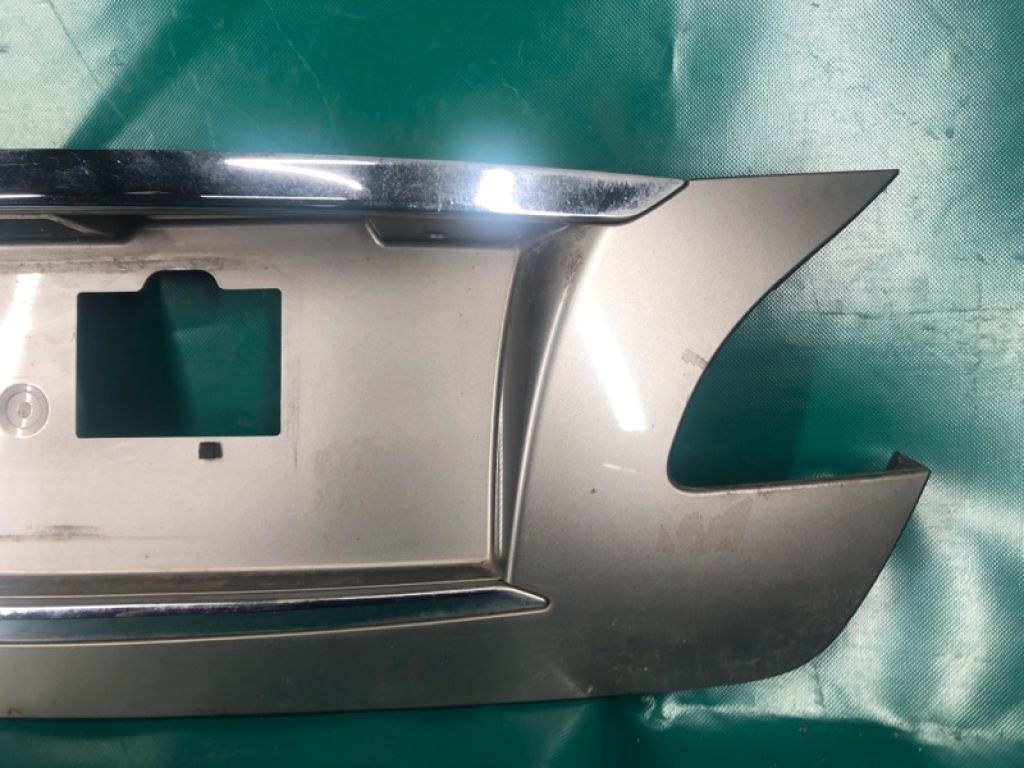 84810-1MA3A | накладка кришки багажника INFINITI M25/M37/M56/Q70/M35H 10-16 - Фото 4