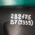 561 867 605 D | Обшивка крышки багажника VOLKSWAGEN PASSAT B7 11-15 - Превью 2