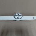 76811-06130-A0 | Панель подсветки номера TOYOTA CAMRY 40 06-11