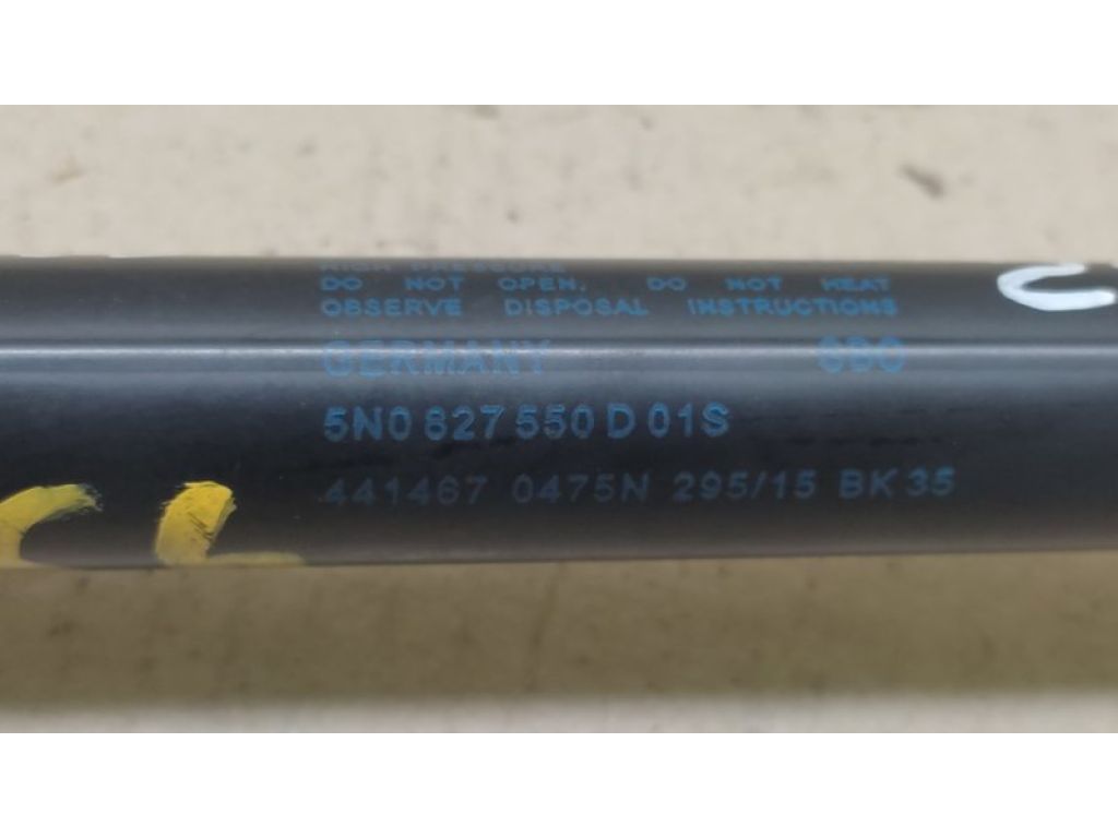 5N0 827 550 D | Амортизатор кришки багажника прав. VOLKSWAGEN TIGUAN 08-17 - Фото 2