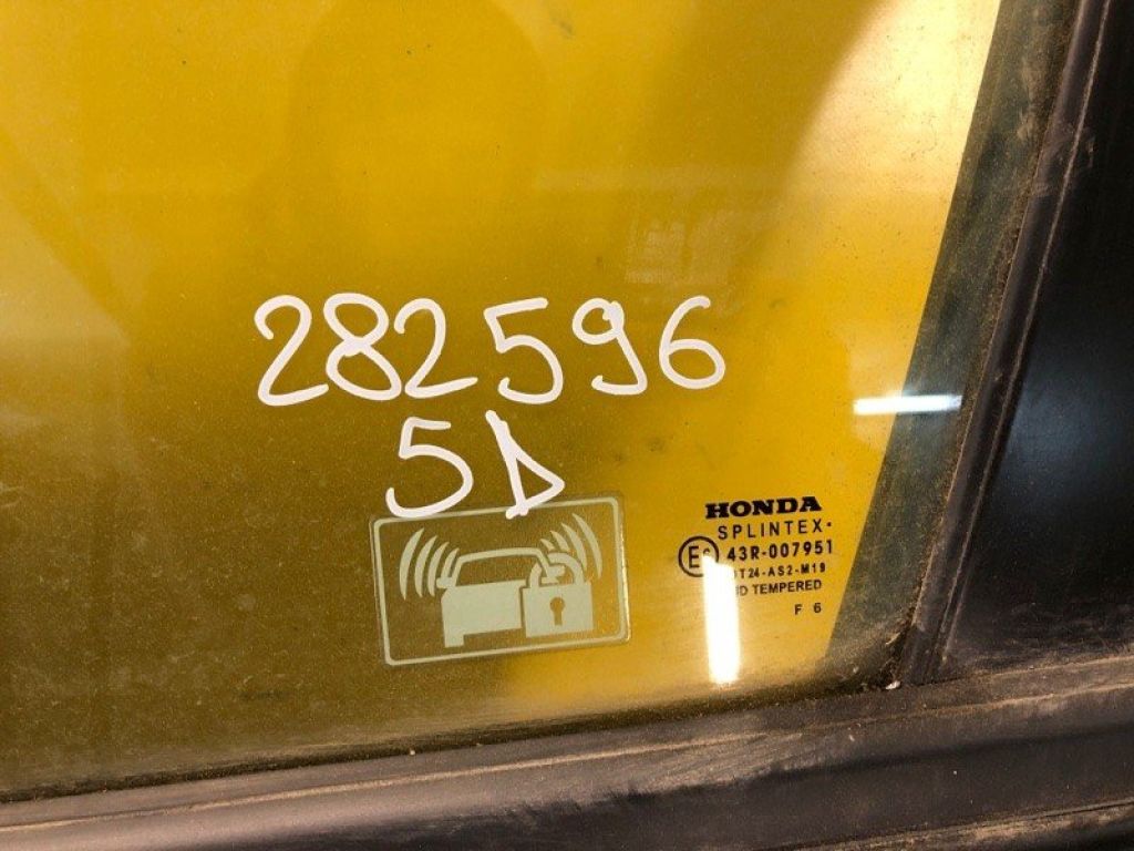 73350SMGE00 | Скло дверей передн. лів. HONDA CIVIC 5D 06-11