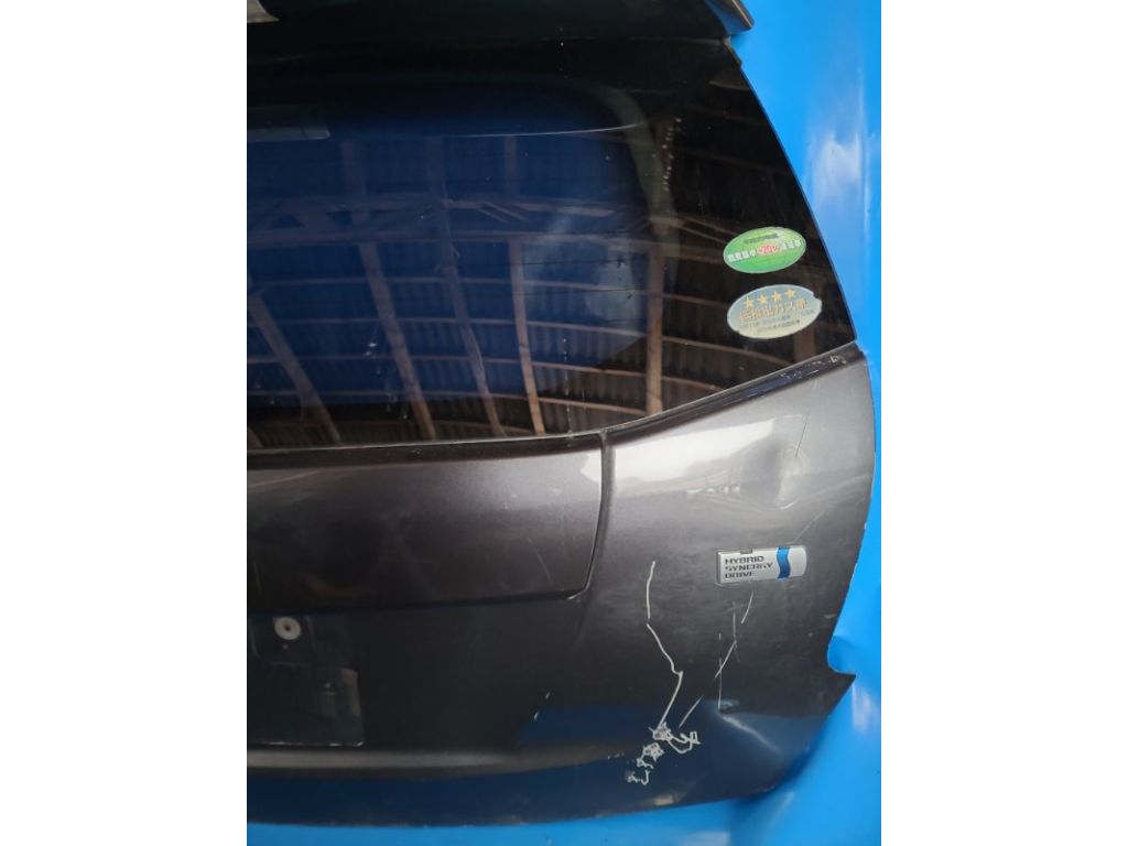 67005-47330 | Кришка багажника TOYOTA PRIUS PLUS 11-14 - Фото 7