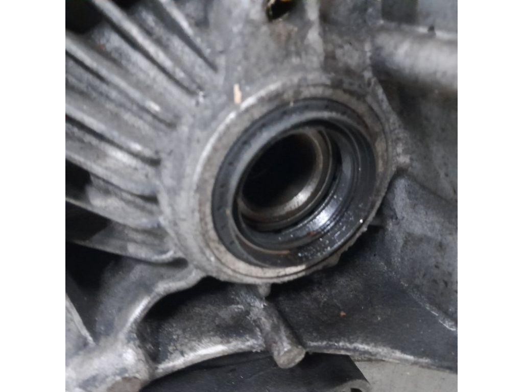 F1FZ-7000-P | АКПП FORD FOCUS 10-18 - Фото 8