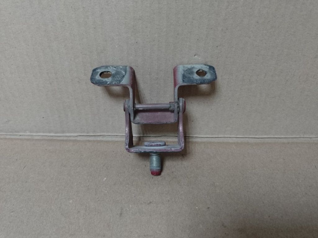 90400-1U60C | Петля крышки багажника NISSAN LEAF 10-17